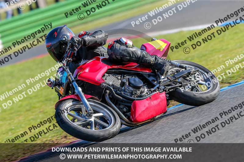 PJ Motorsport Photography 2018;enduro digital images;event digital images;eventdigitalimages;mallory park;mallory park photographs;mallory park trackday;mallory park trackday photographs;no limits trackdays;peter wileman photography;racing digital images;trackday digital images;trackday photos